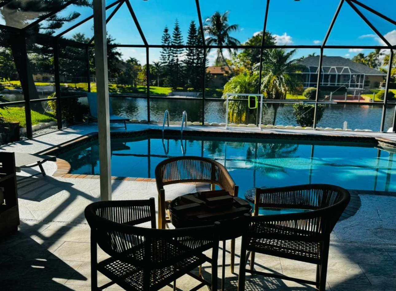 Hidden Secret Waterfront Retreat Villa Cape Coral Exterior foto
